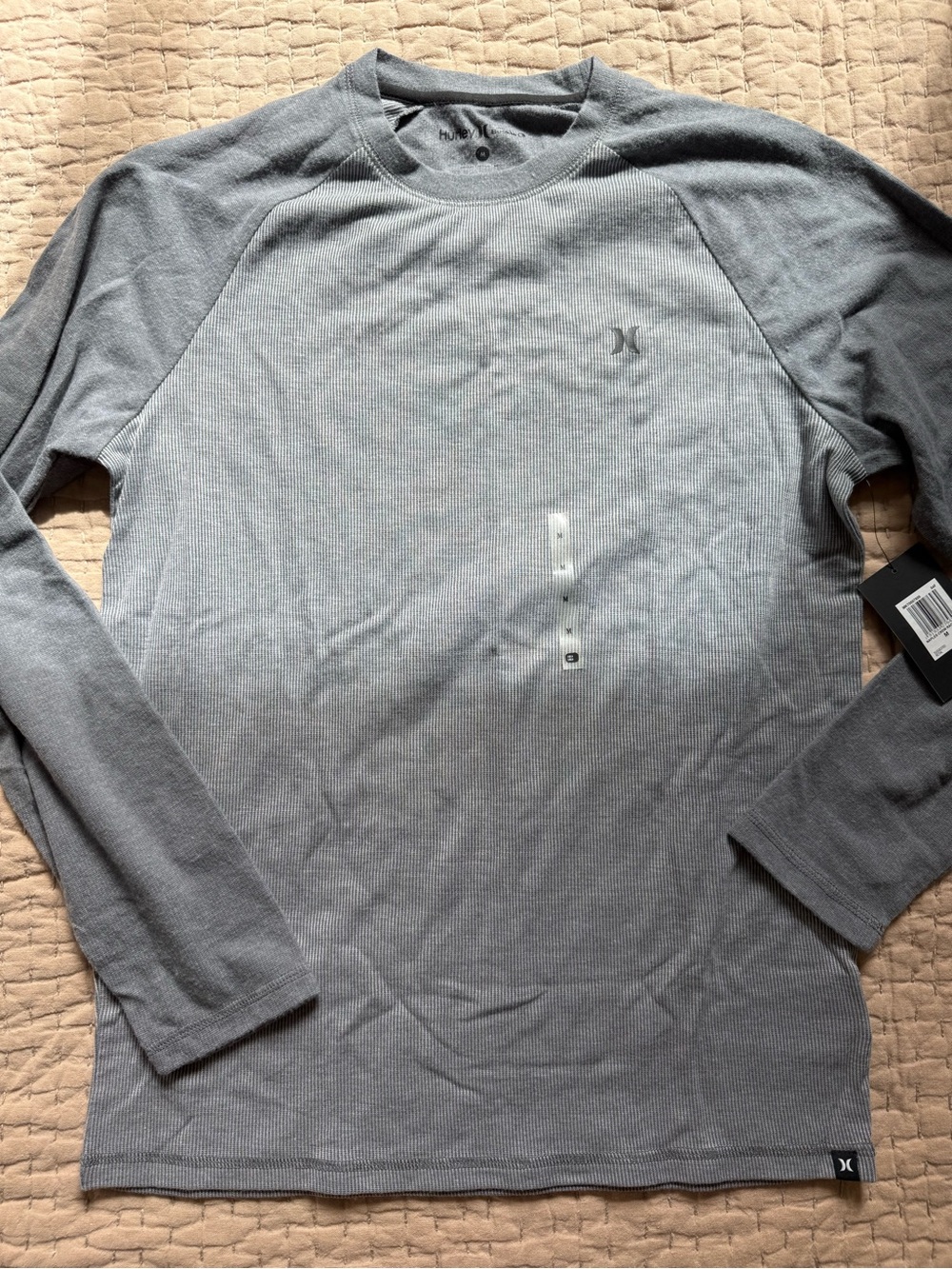 Hurley Men’s Naples Crew Raglan Long Sleeve Shirt in Gray